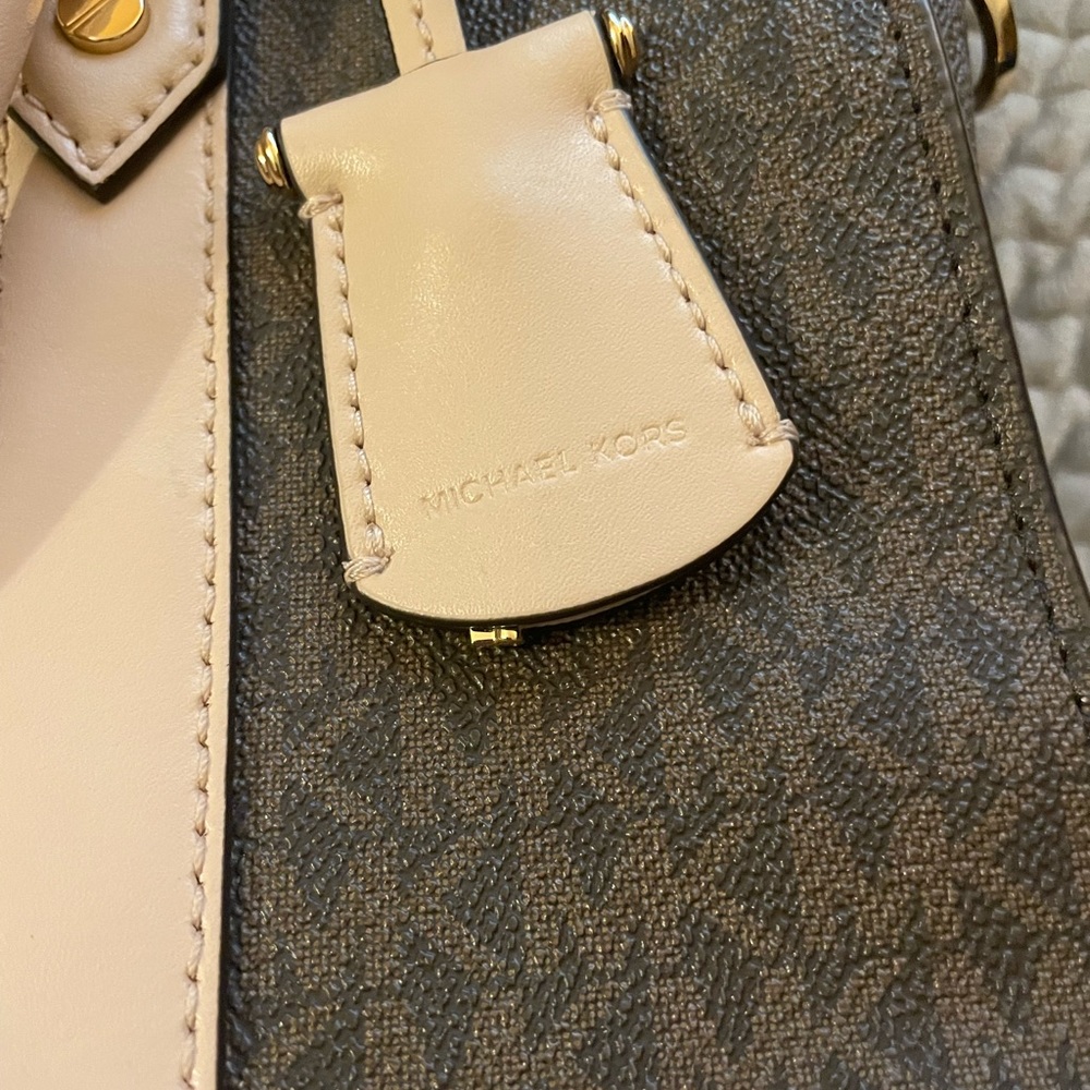MK tote - Picture 10 of 12
